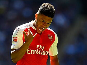 Wenger Gets One Over On Rival...